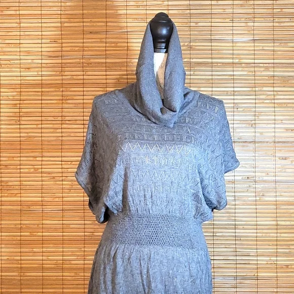 Soft Patterned Knit Sweater Dress - Picture 8 of 13